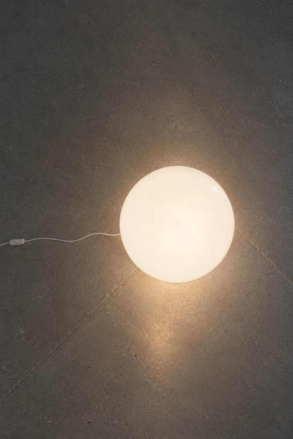 Lamp — low grid load