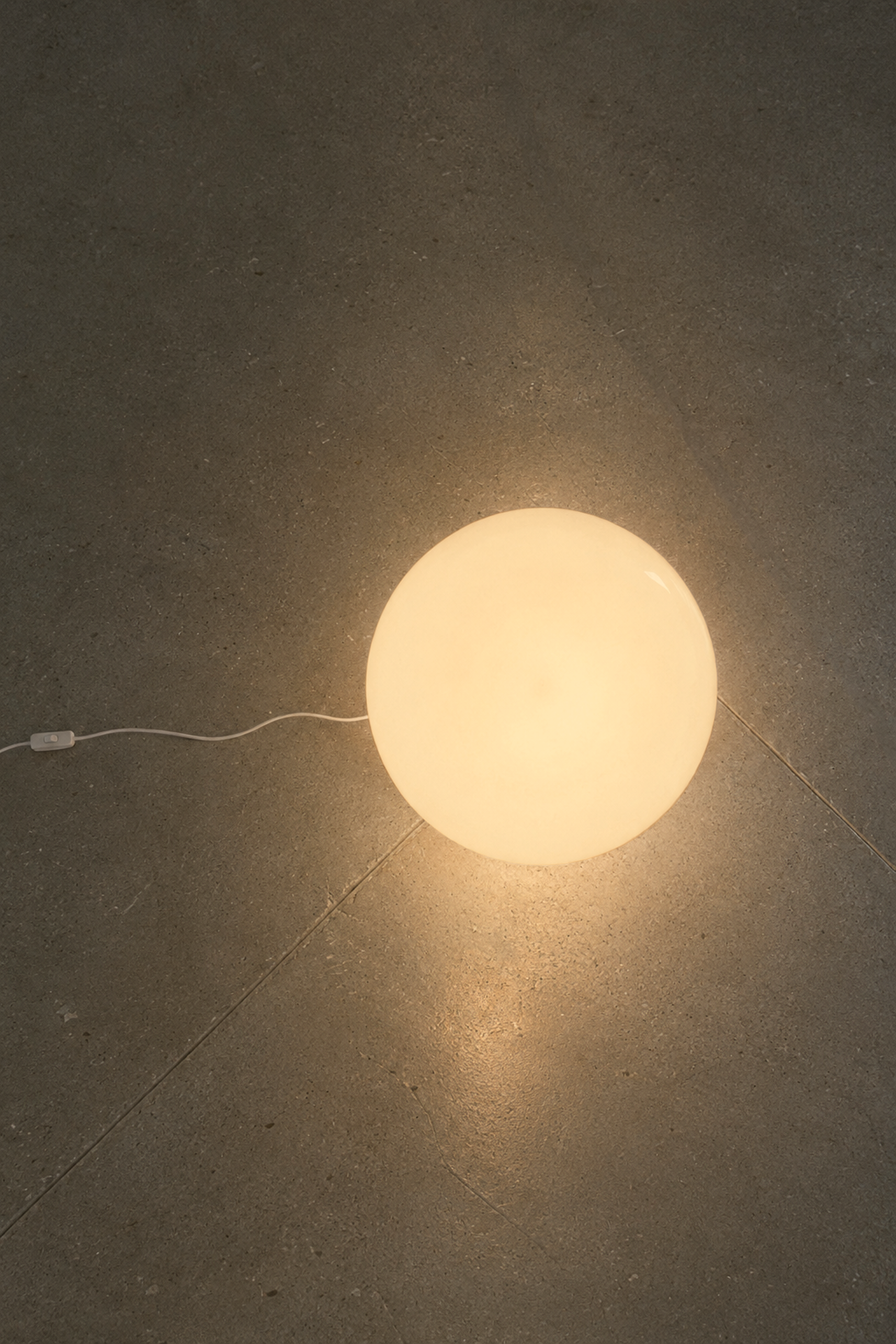 Lamp — medium grid load