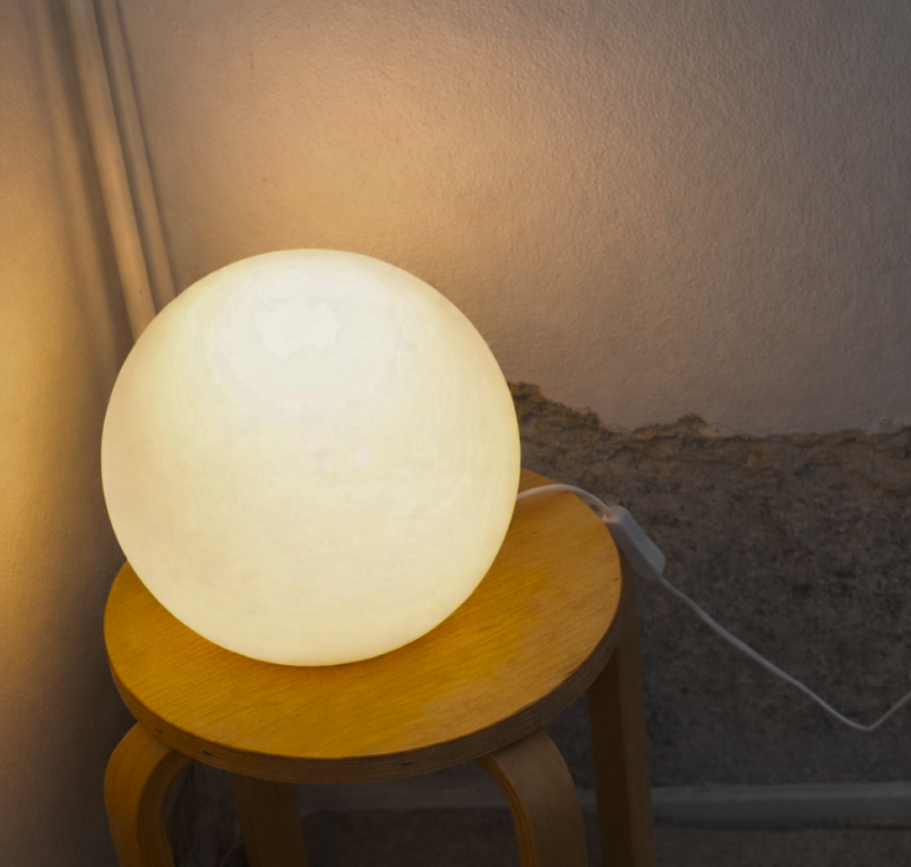 Lamp — low grid load